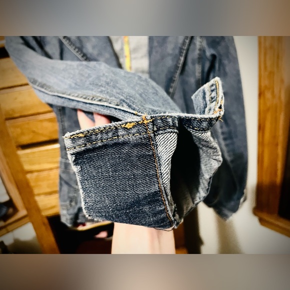 Small Level 99 Fitted Jean/Denim Jacket - Picture 5 of 8
